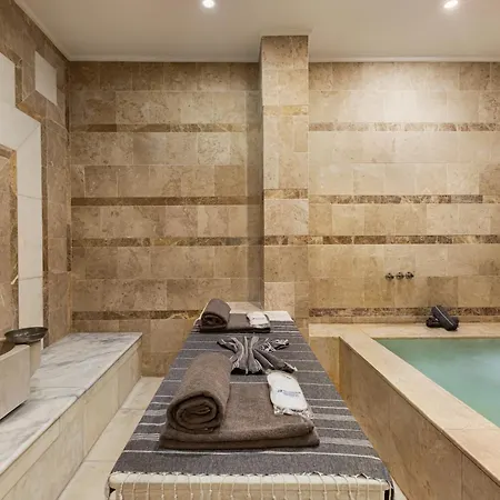 Wyndham Thermal&spa מלון