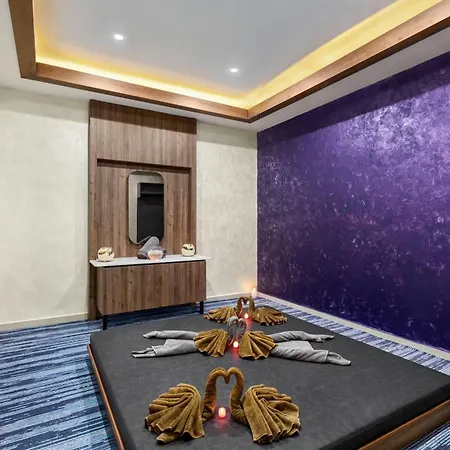 Hotel Wyndham Thermal & 5*